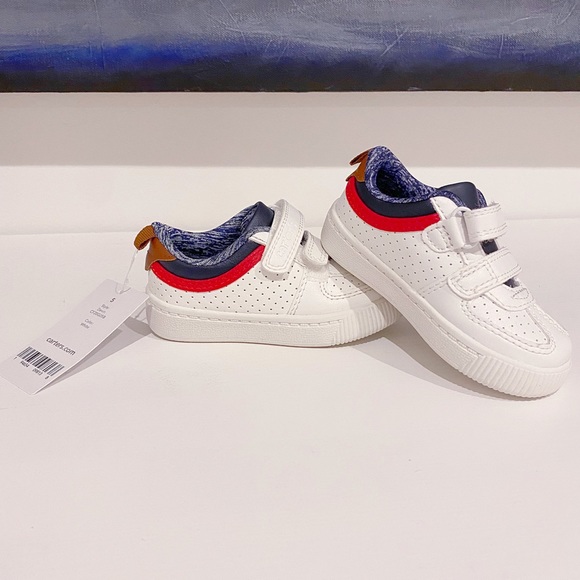 Carter’s toddler sneaker size 5 NWT! - Picture 2 of 10